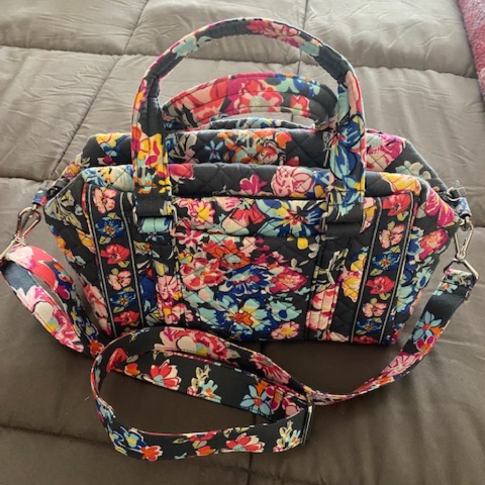 Vera Bradley 100 Handbag